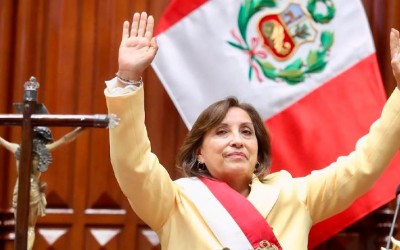Dina Boluarte, asume o cargo de presidente da República do Peru