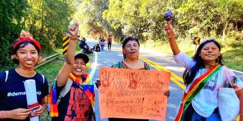 Imigrantes apoiam povos indígenas em marcha contra o PL-490.