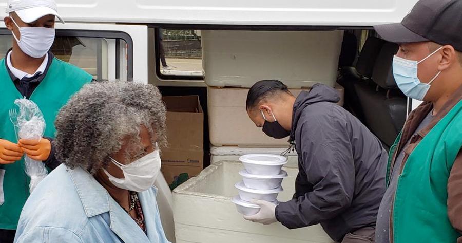 Rede Cozinha Cidadã atinge a marca de 2 milhões de marmitas distribuídas à população em situação de rua da cidade