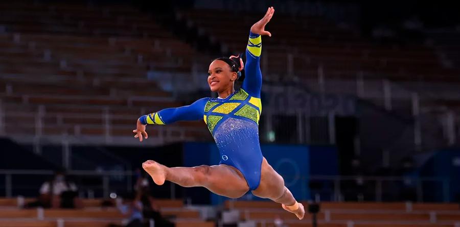Rebeca Andrade, ginasta medalha de prata nas Olimpíadas de Tóquio, começou carreira em projeto social de Guarulhos